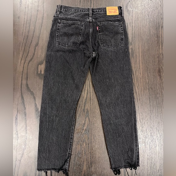 Levi’s Distressed Vintage Washed Black/Dark Grey Denim Size 27 - Picture 2 of 5
